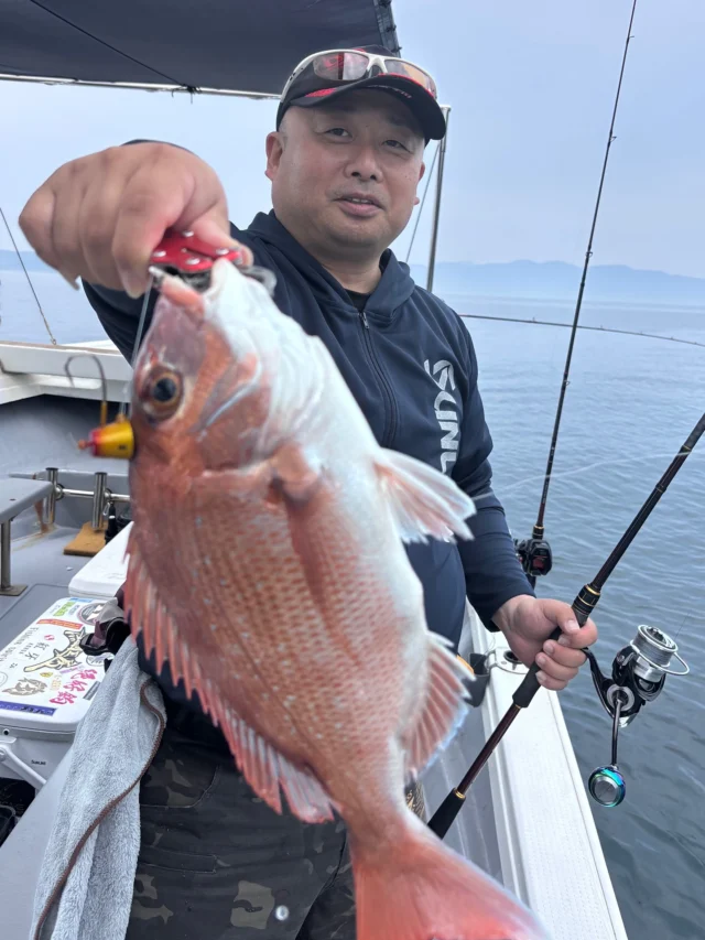 2025.6.8  鯛ラバ、一つテンヤ　中潮
ご乗船ありがとうございました😊

またのご乗船お待ちしてます♪

#一つテンヤ　#一つテンヤでアマダイを狙う 
#タイラバ 　#鯛ラバ 　#鯛釣り 
#倉敷遊漁船　#遊漁船
#岡山遊漁船
#遊漁船ネプチューン　#玉島柏島から出港
#釣り好きな人と繋がりたい
#倉敷建工　#ルーブル不動産